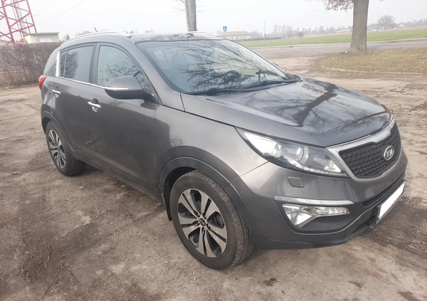 Kia Sportage cena 37900 przebieg: 190000, rok produkcji 2011 z Dobrzany małe 67